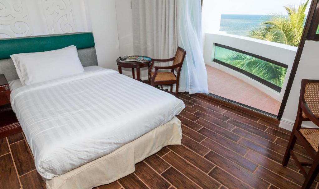 Vitalis White Sands Vigan Ngoại thất bức ảnh